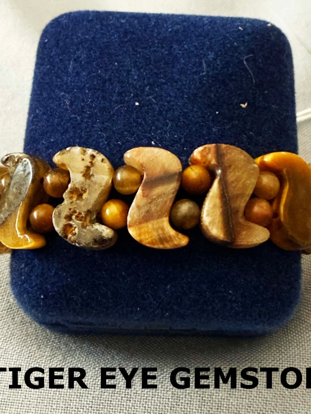 BRACELET GENUINE TIGER EYE, S-SHAPES WITH ROUND BEADS, ⅝ X ¼ In. STONES, STRETCH